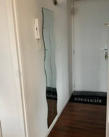 Cosyrouen Gare Apartamento *